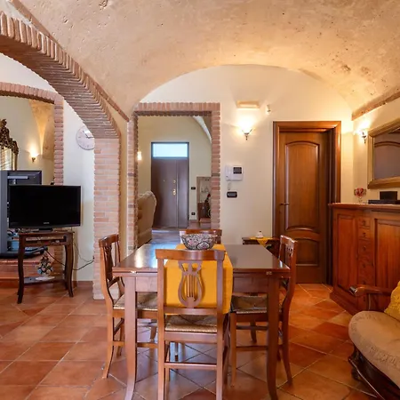 Apartment Dimora La Reggia *
